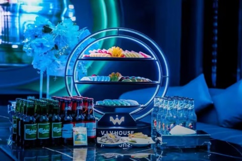 厦门夜场招聘酒水促销员,伍叁叁夜场招聘,引领热潮,畅享尊荣